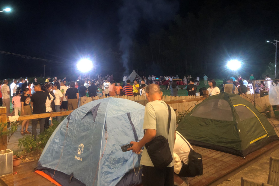 張家界分公司 舉辦三王·竹溪谷民宿首屆帳篷節(jié)